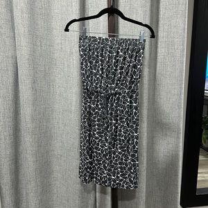 Tube dress with tie waist